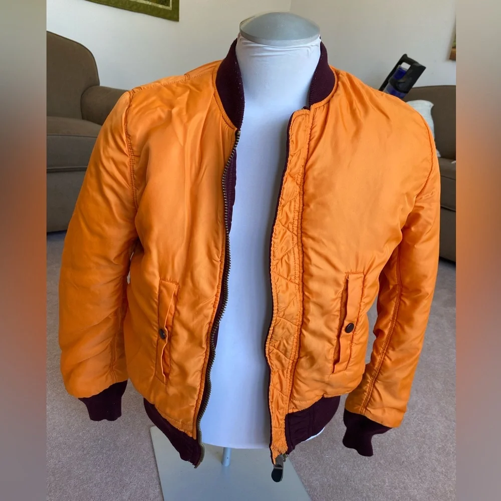 Alpha Industries Men's Burgundy Bomber Jacket - Picture 9 of 13